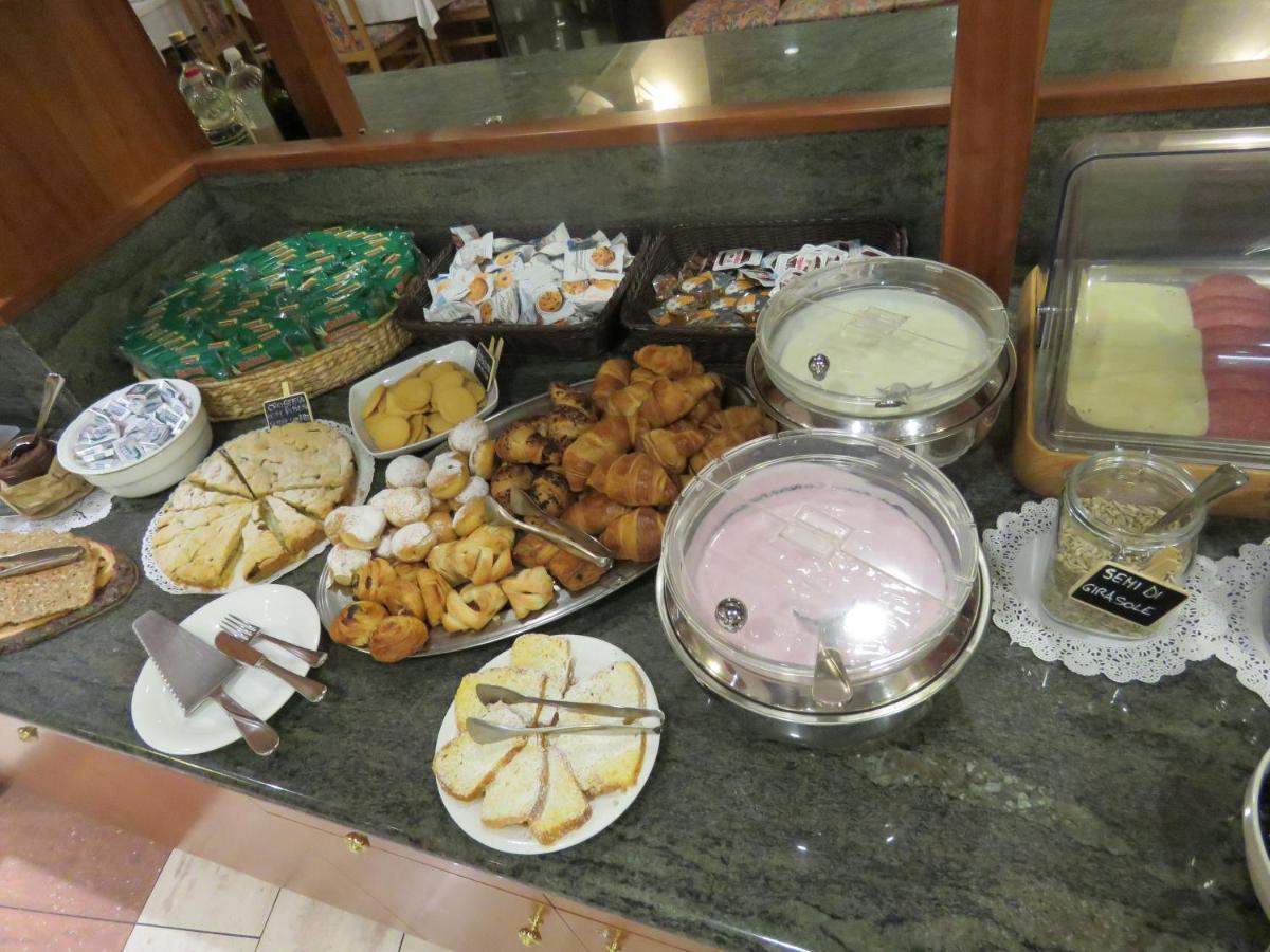 Italia Hotel