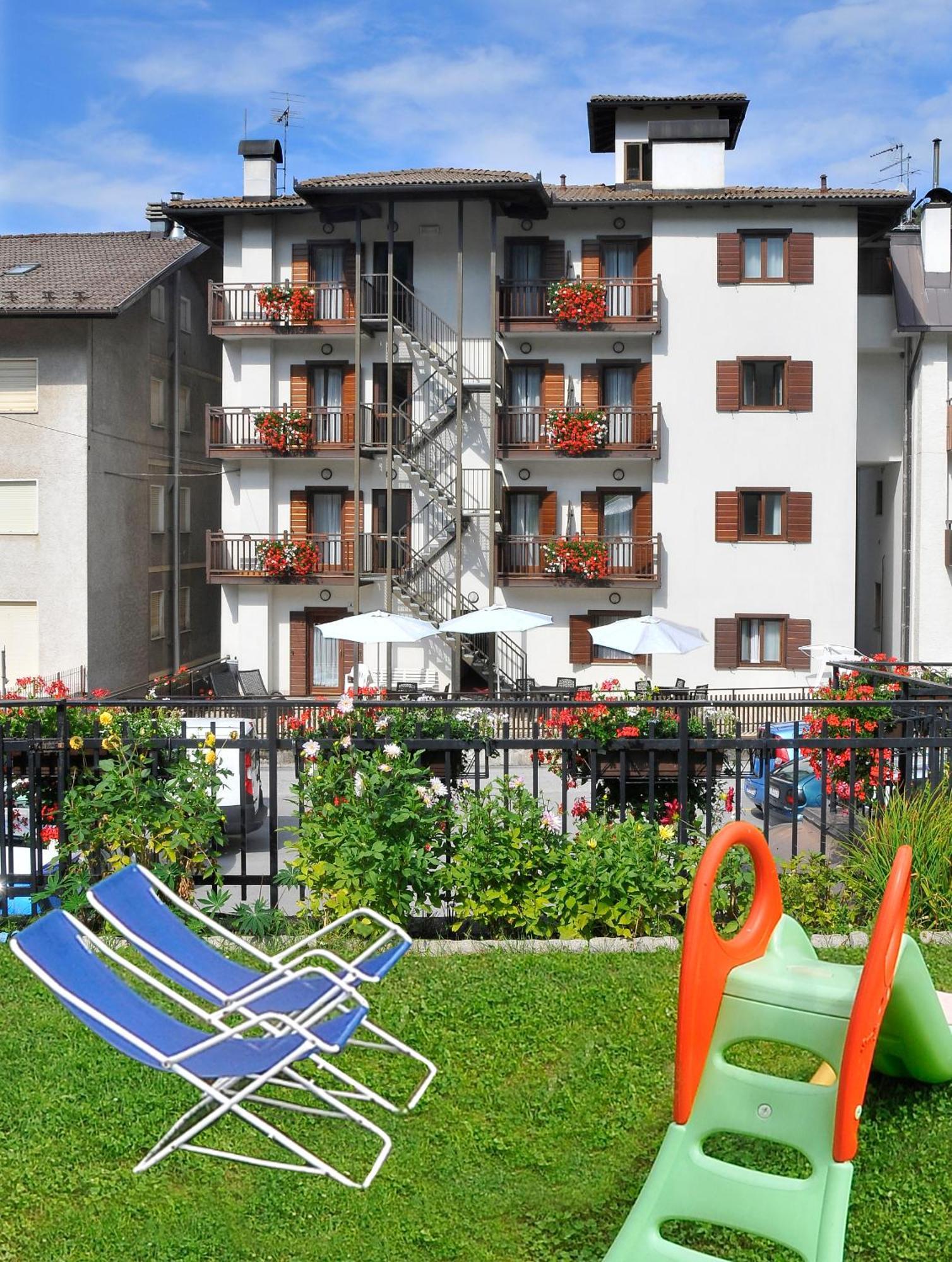 Hotel Italia 3*